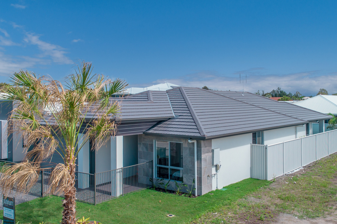 Atura roof tiles in Barramundi