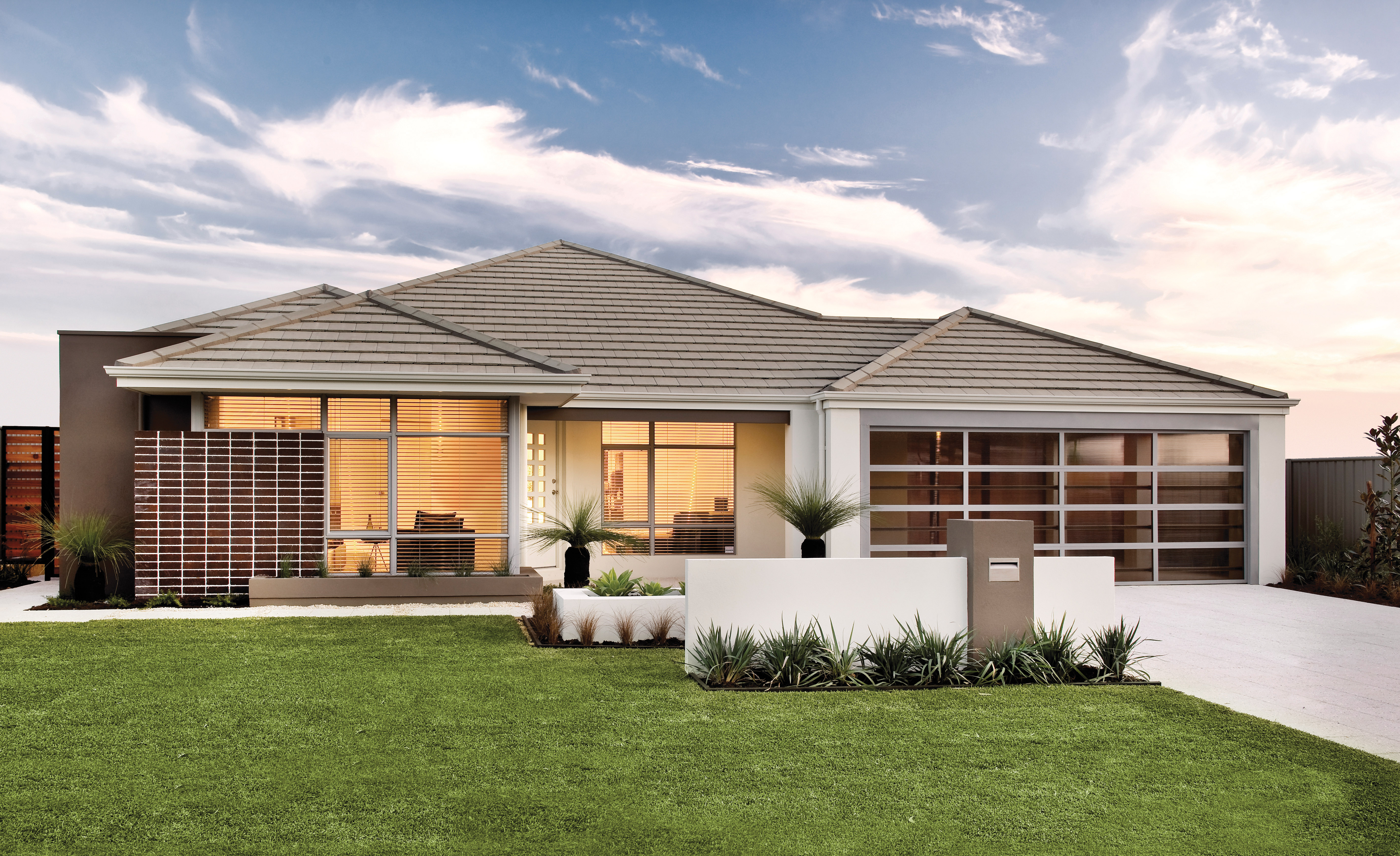 Peppercorn House with Horizon tile