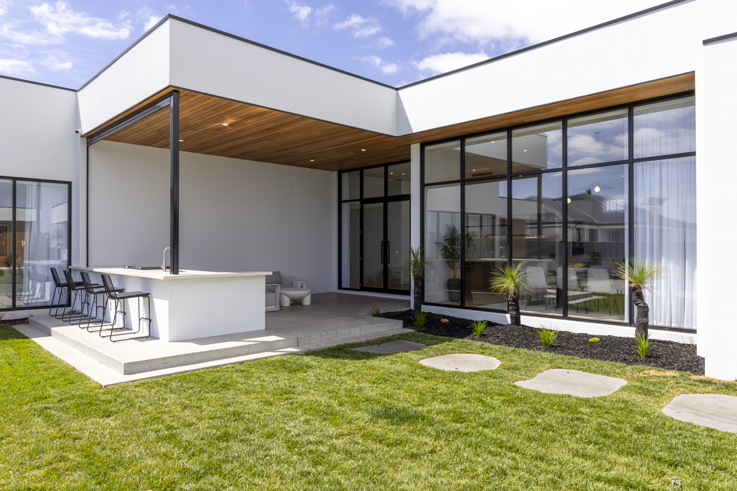 Cardigan House - Hudson Ridge